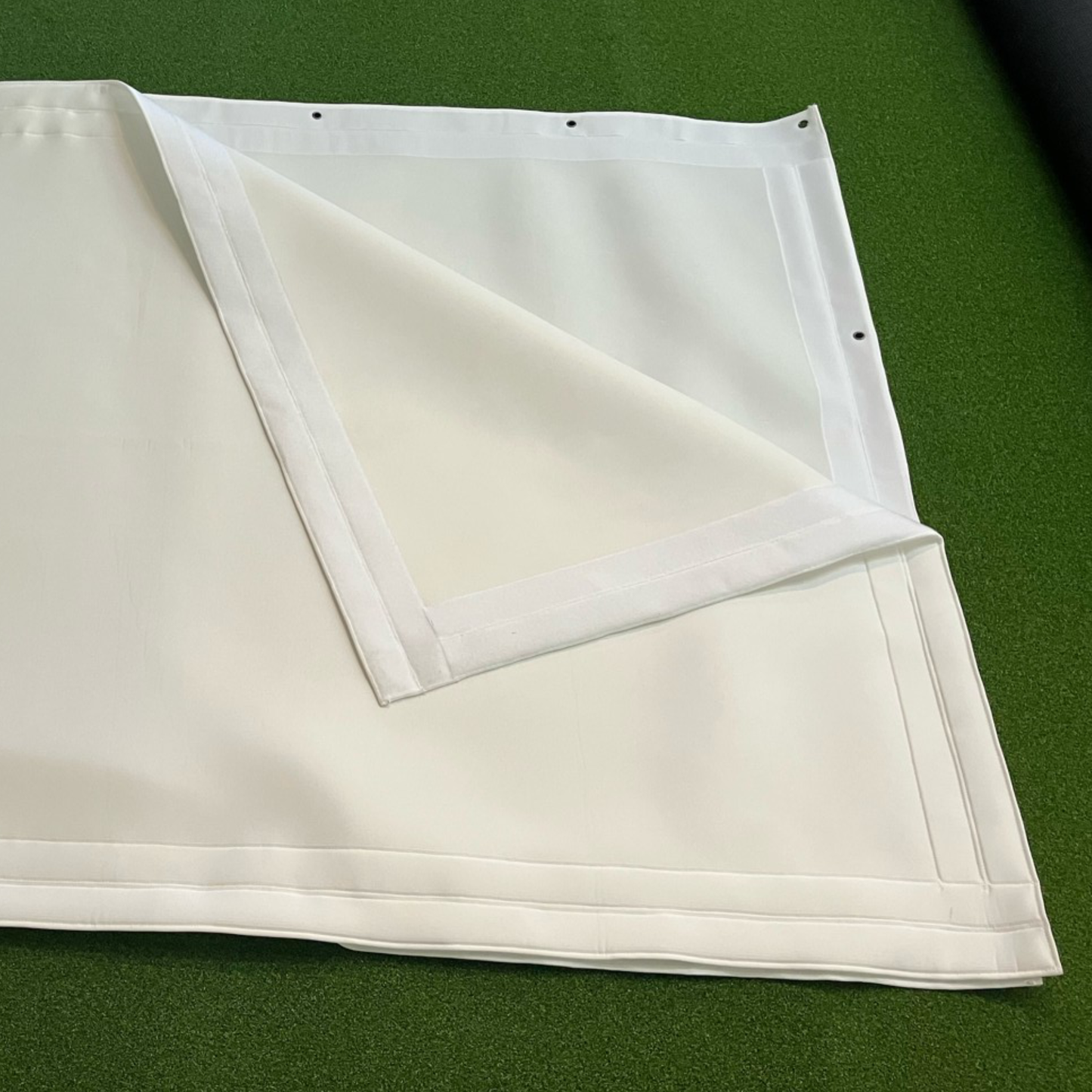 投影スクリーン